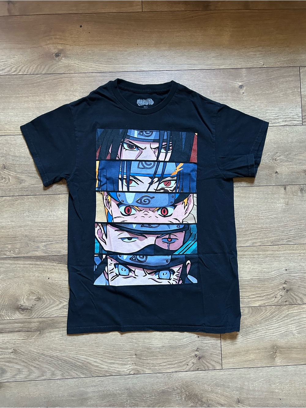 Hot Topic Naruto Graphic T-Shirt